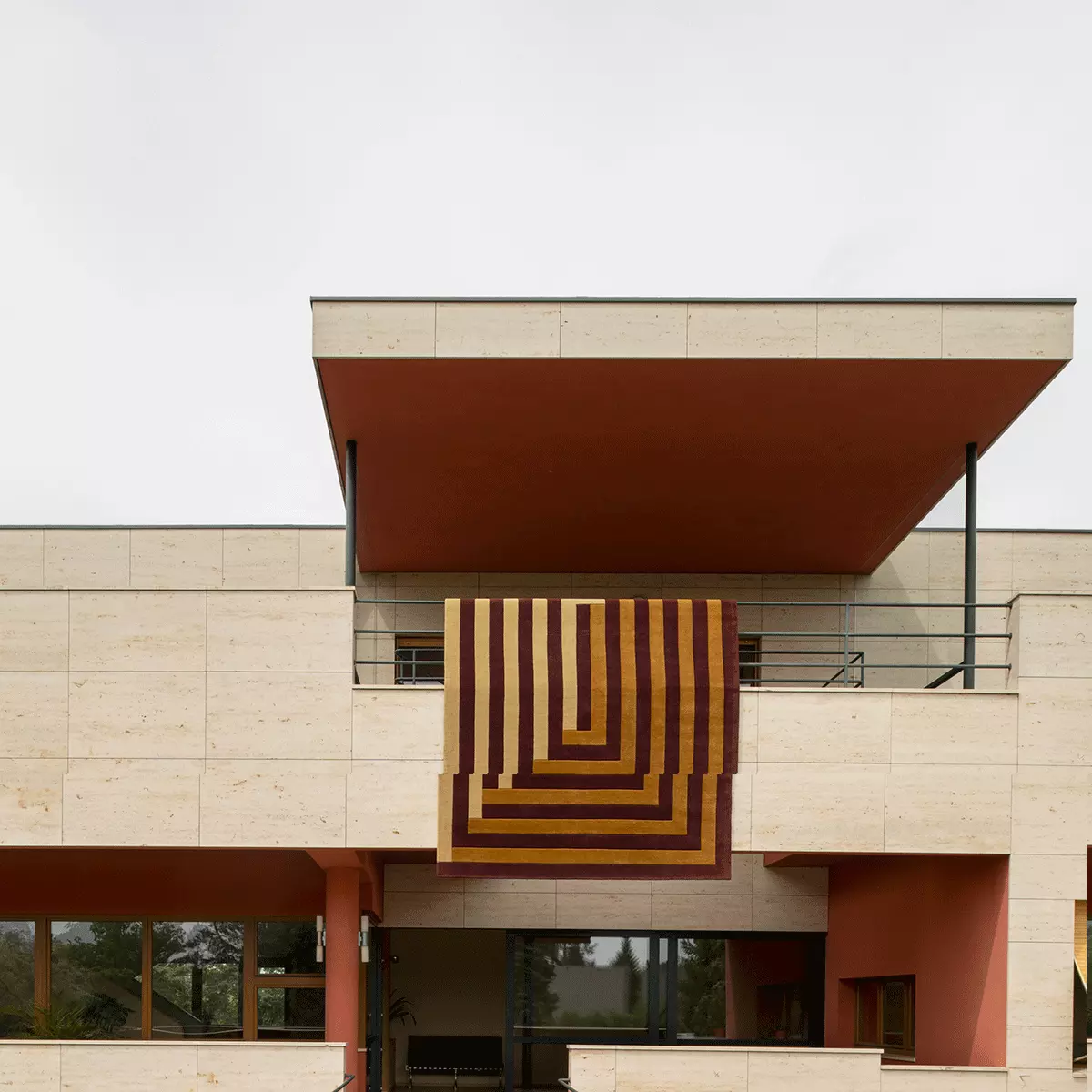 gallery-38504-for-TKLAMB180270