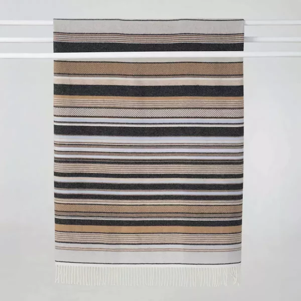 Straight Pledd Early