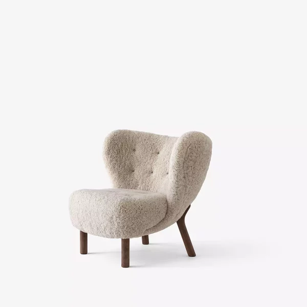 Lille Petra Lenestol + Puff Sheepskin Moonlight Walnut