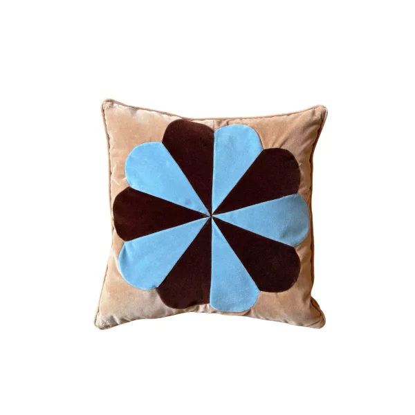 40x40 Maggie Sierra/Blue Dust Pute