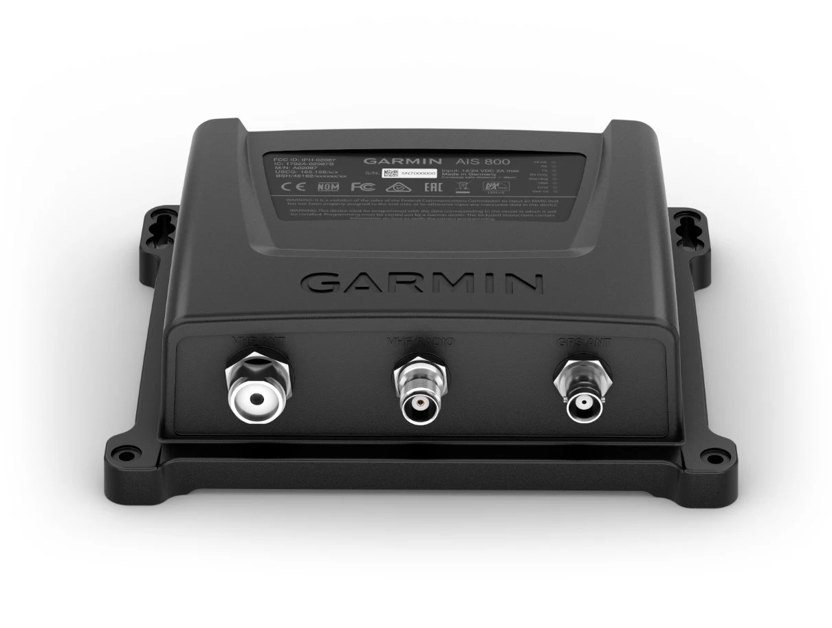Garmin AIS 800, blackbox-sender/mottaker