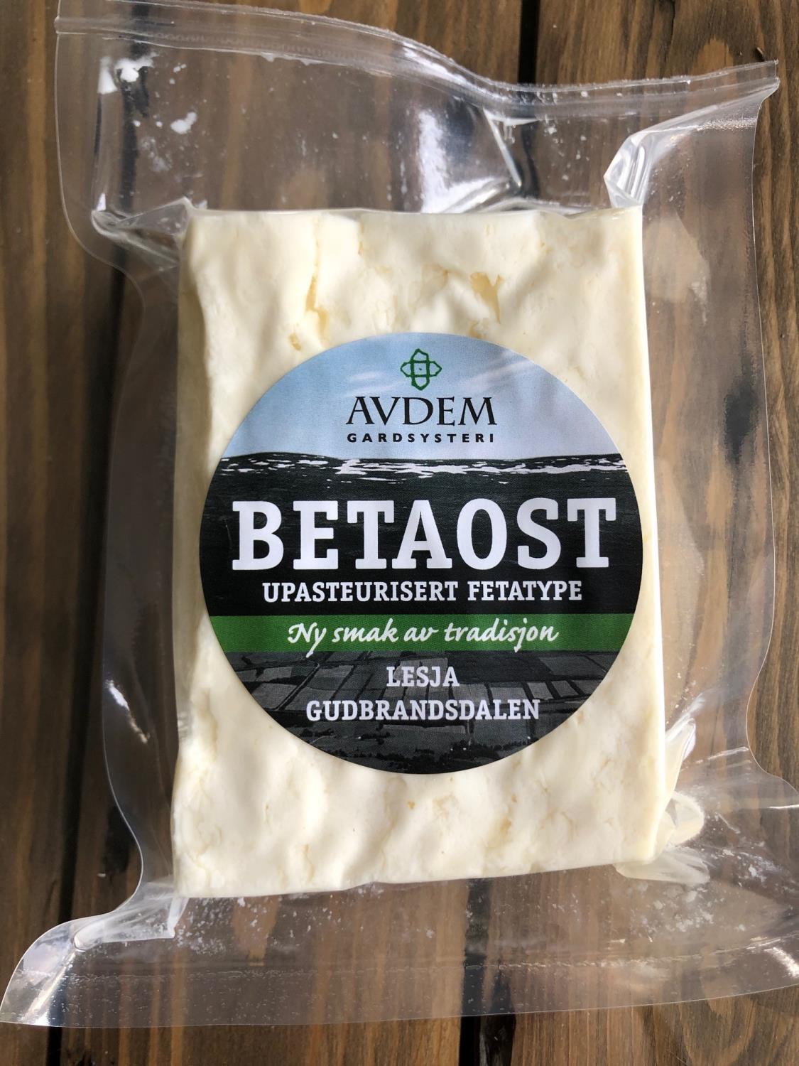 Avdem Betaost naturell 250g fastvekt