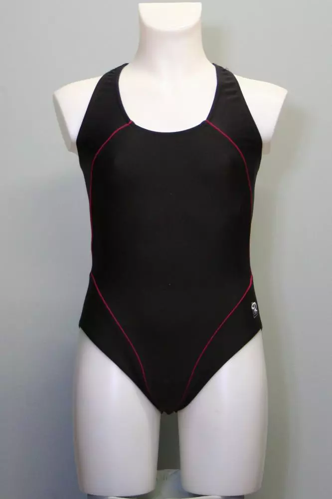 Lykke R  Svømmedragt - Racerback M/Hul