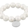 Armlenke "sølv" 12mm hvite perler på strikk, 16ø logoplate