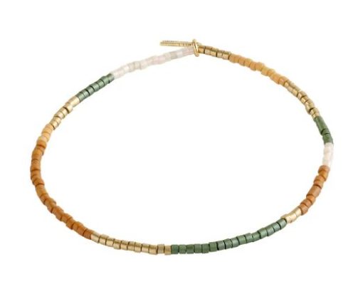 Armlenke "gull" Alison glassperler i brun/grønn mix m/logoplate på strikk 17cm
