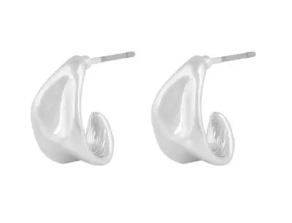 Ørering "sølv" Wave 12x8mm organisk formet, chunky halvcreol