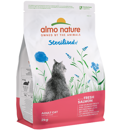 Holistic cat 2kg Sterilised with Salmon(3)