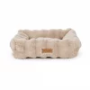 Scruffs Alpine Box Bed (M) 60x50cm Champagne