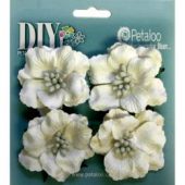 Darjeeling Ruffled Roses -White