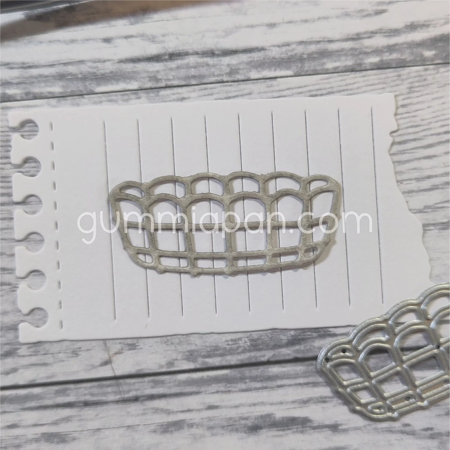 Gummiapan - Korg - Dies