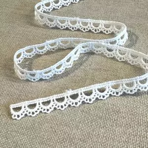 Papirdesign - Blonde - bånd - Hvit (metervis)