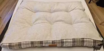 Madrass (britisk) Large 90x70x11cm