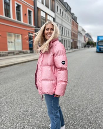 Boxy Puffer Jacket Pink - Rains