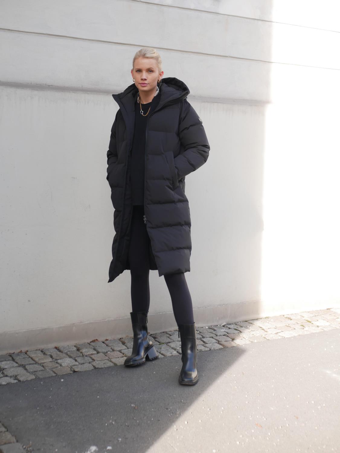 Frostin Coat Black - Clermonte