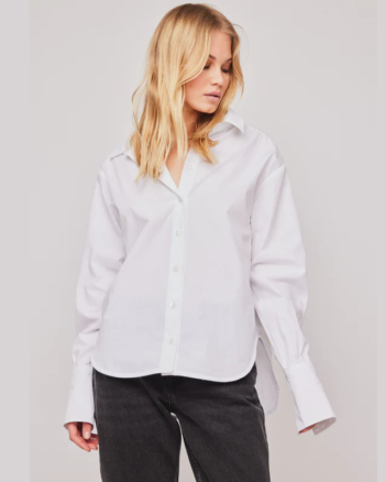 Bleeker Logo Shirt Hvit - Untold Stories