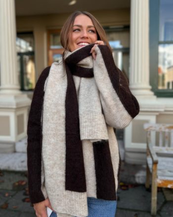 Hertha Knit Scarf - Second Female