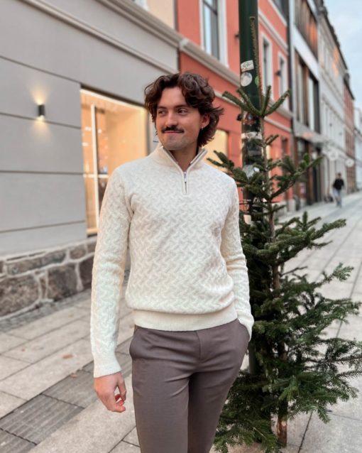 Aston Half-Zip Cream - Urban Pioneers