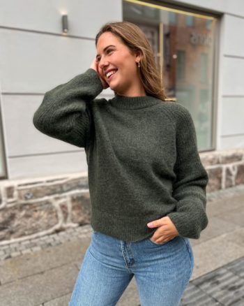 Brookline Knit Dark Green - Second Female