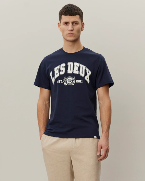 University T-Shirt Navy - Les Deux