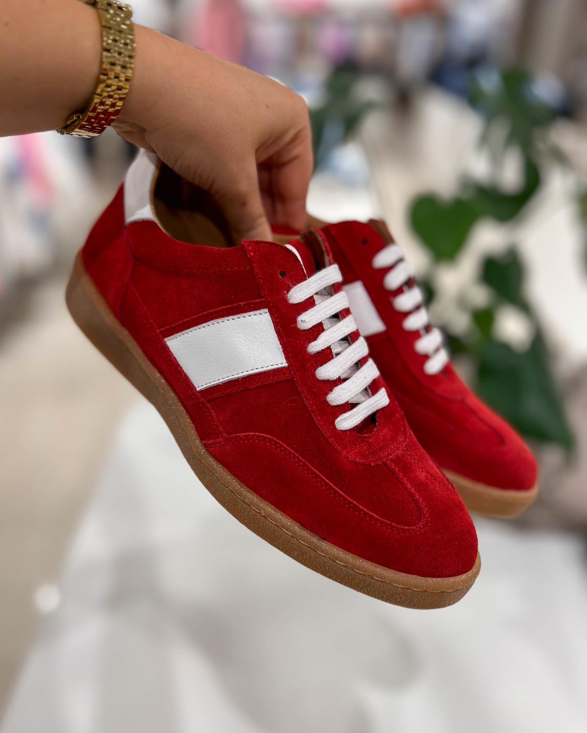 Crosta Sneakers Red - Kmb
