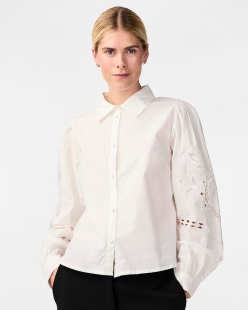 Yasmonella Shirt Star White - Yas