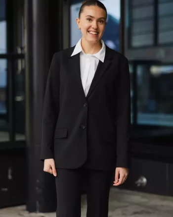 Hannah Blazer 285 Black - Five Units