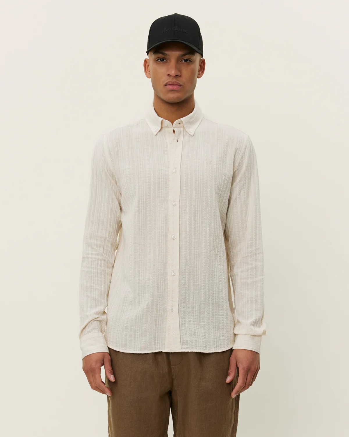 Konrad Stripe Structure Shirt Ivory - Les Deux