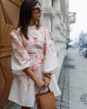 Camille Dress Beige Blomstrete - From Paris With Love