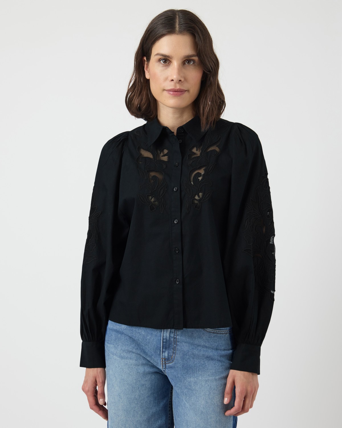Yaszimia Shirt Black - Yas