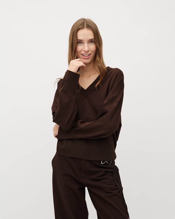 Gillian V-Neck Java - MbyM