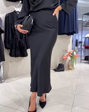 Gamma Skirt Black - Urban Pioneers