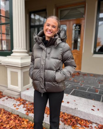 Stella Jacket Kalamate - Cedrico - Forhåndsbestilling