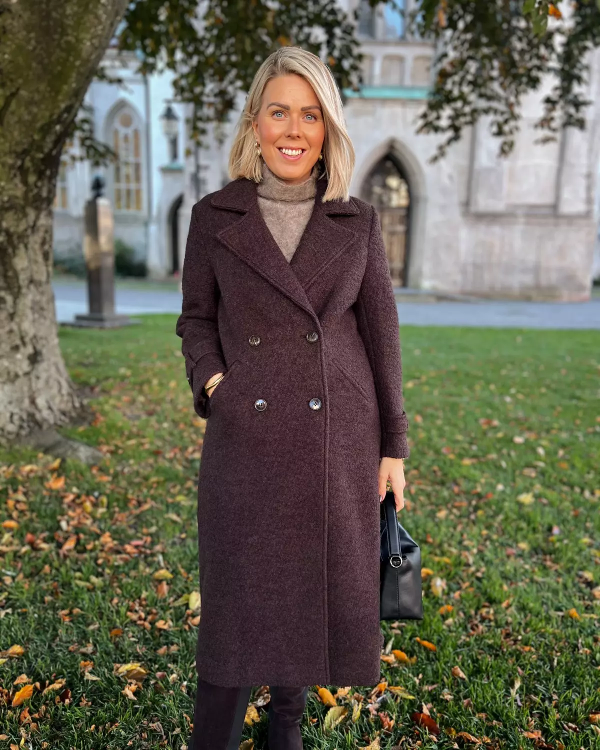 Delilah Coat Black Coffee - Urban Pioneers