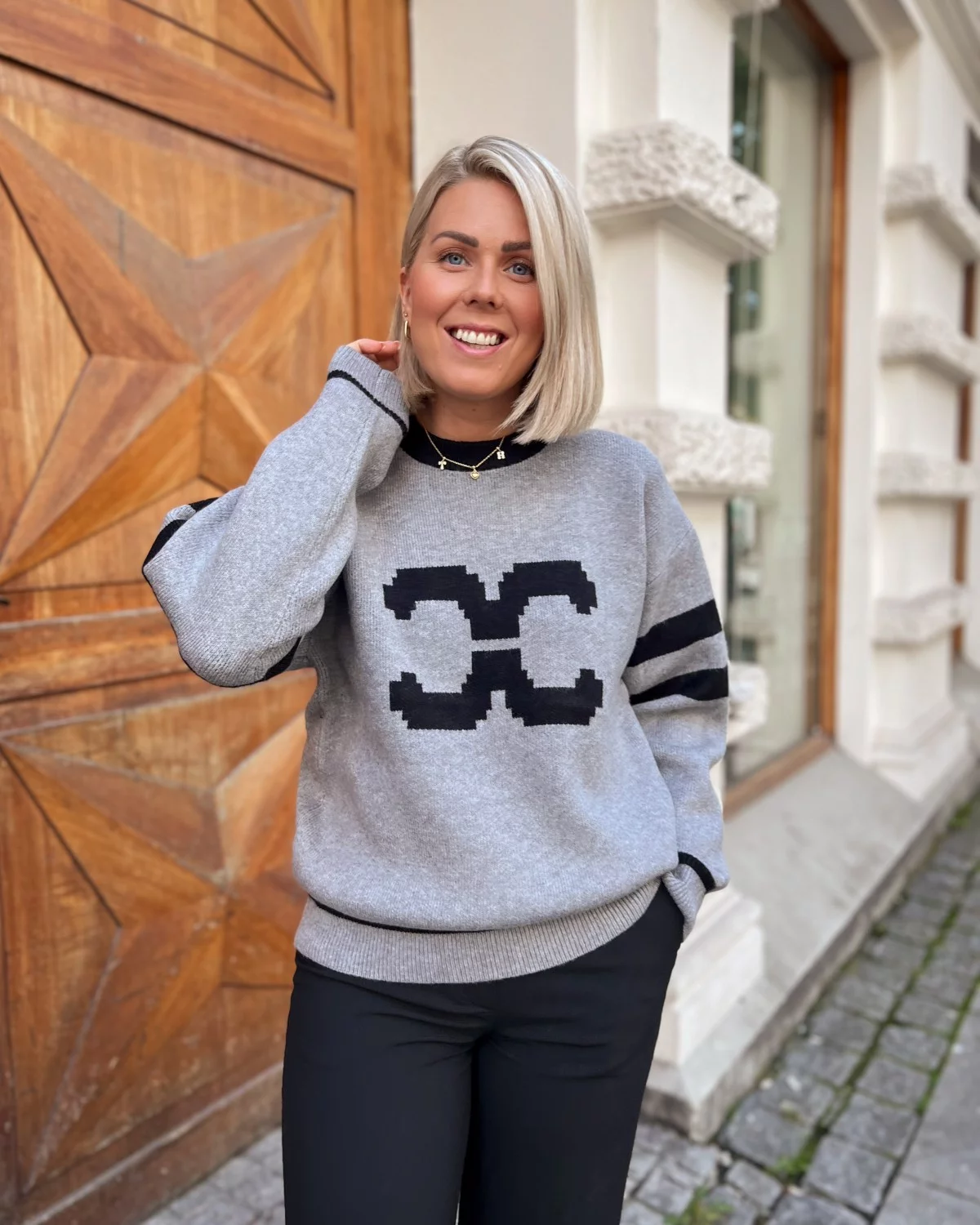 Row Coco Logo Knit Light Grey - Co'Couture