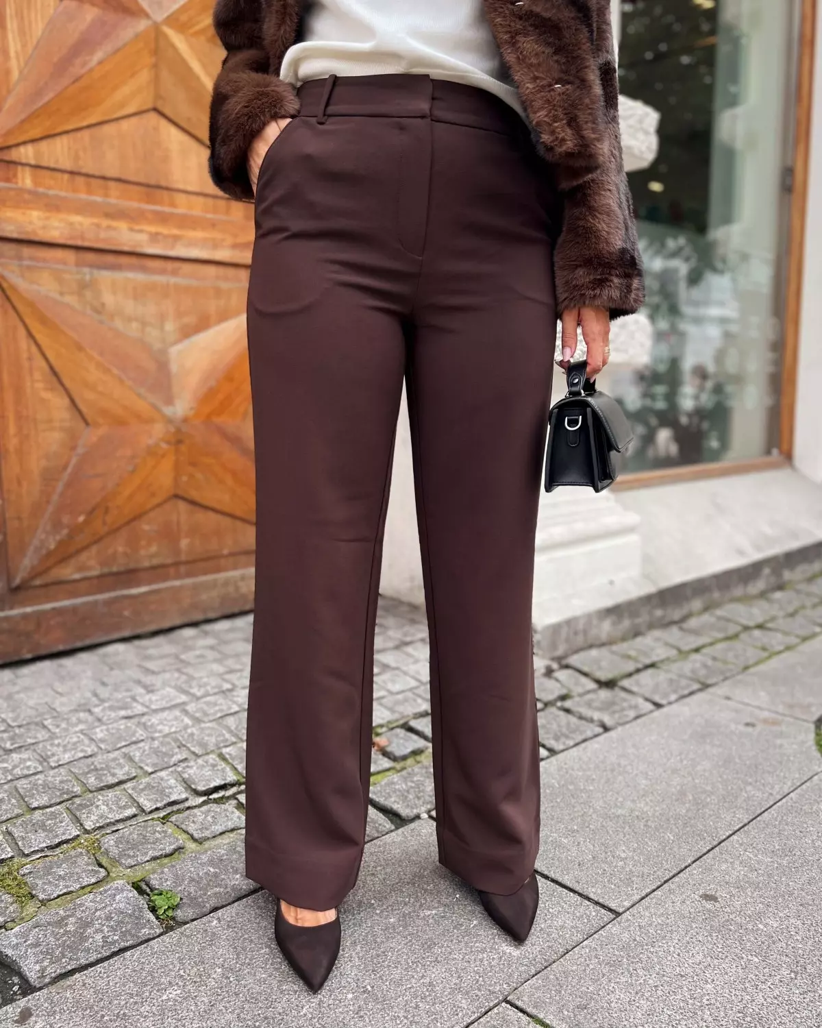 Lilli Pants Black Coffee - Urban Pioneers