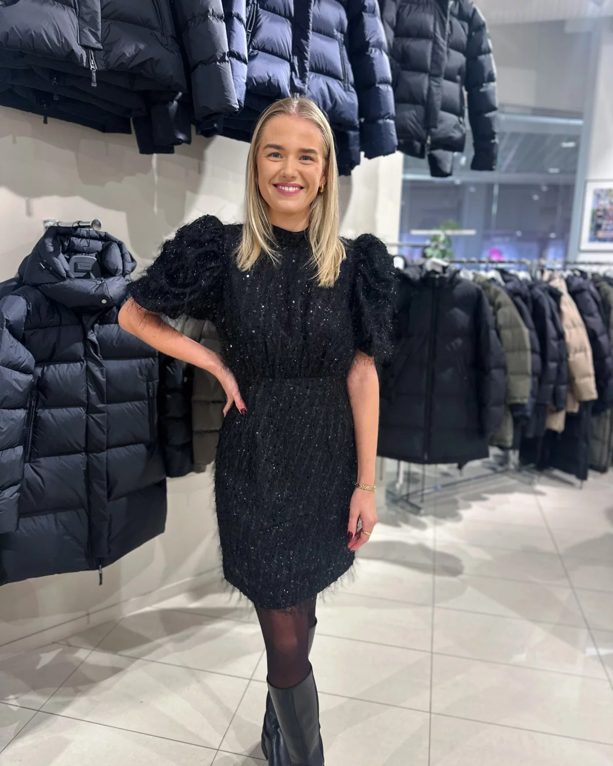 Yasilza Sequin Dress Black - Yas