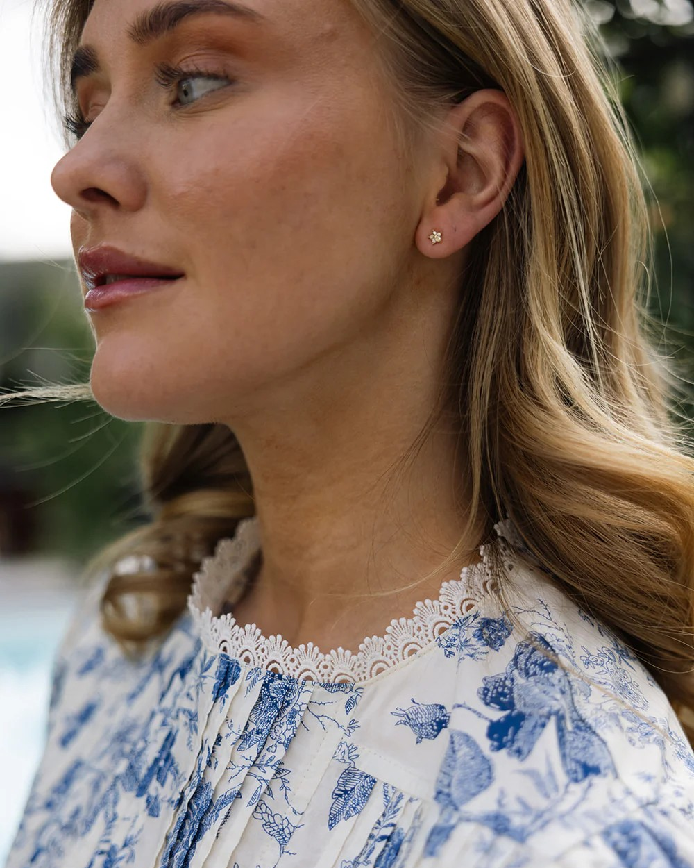 Rose Earstuds - Secrets By B