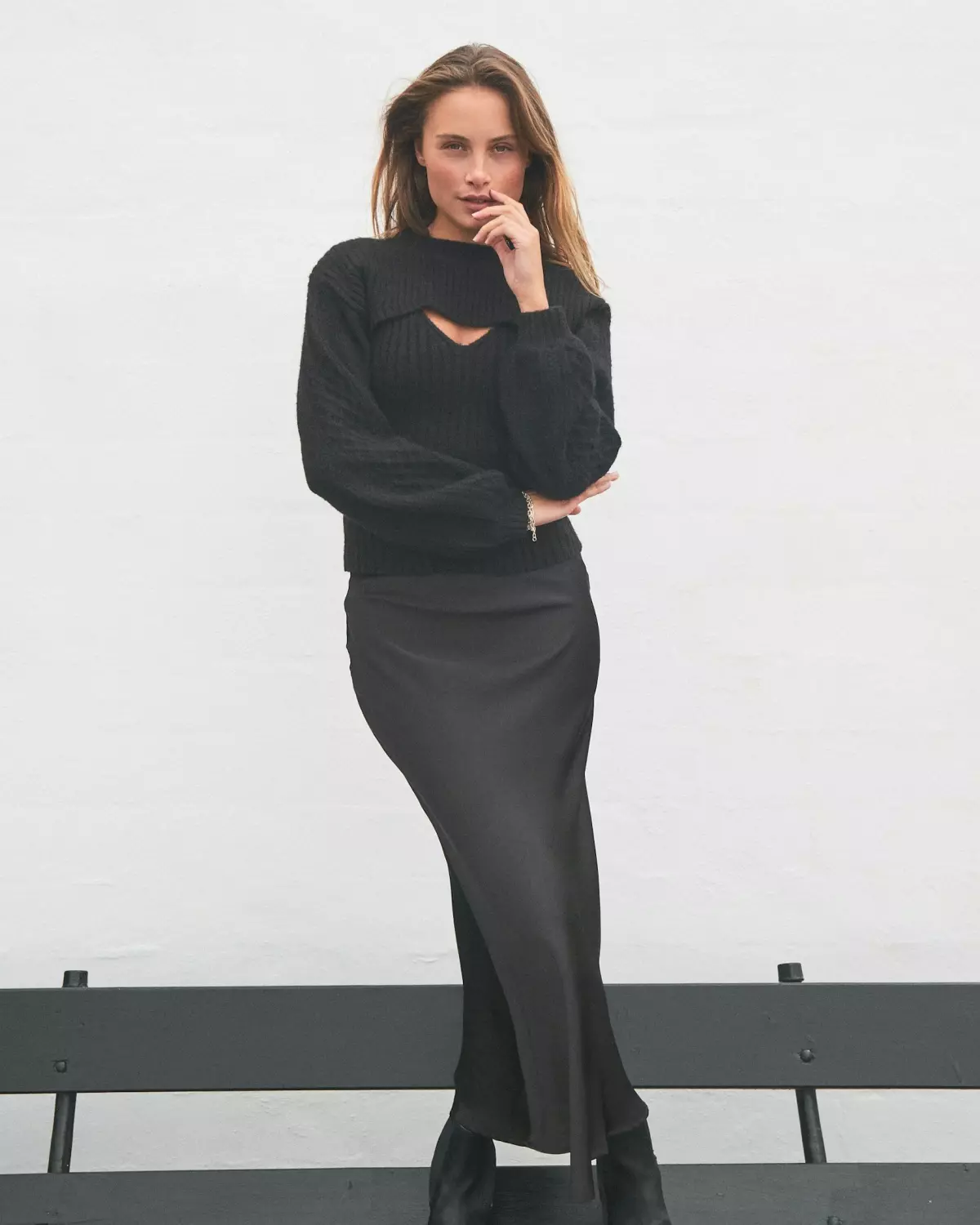 Vicky Heavy Sateen Skirt Black - Neo Noir