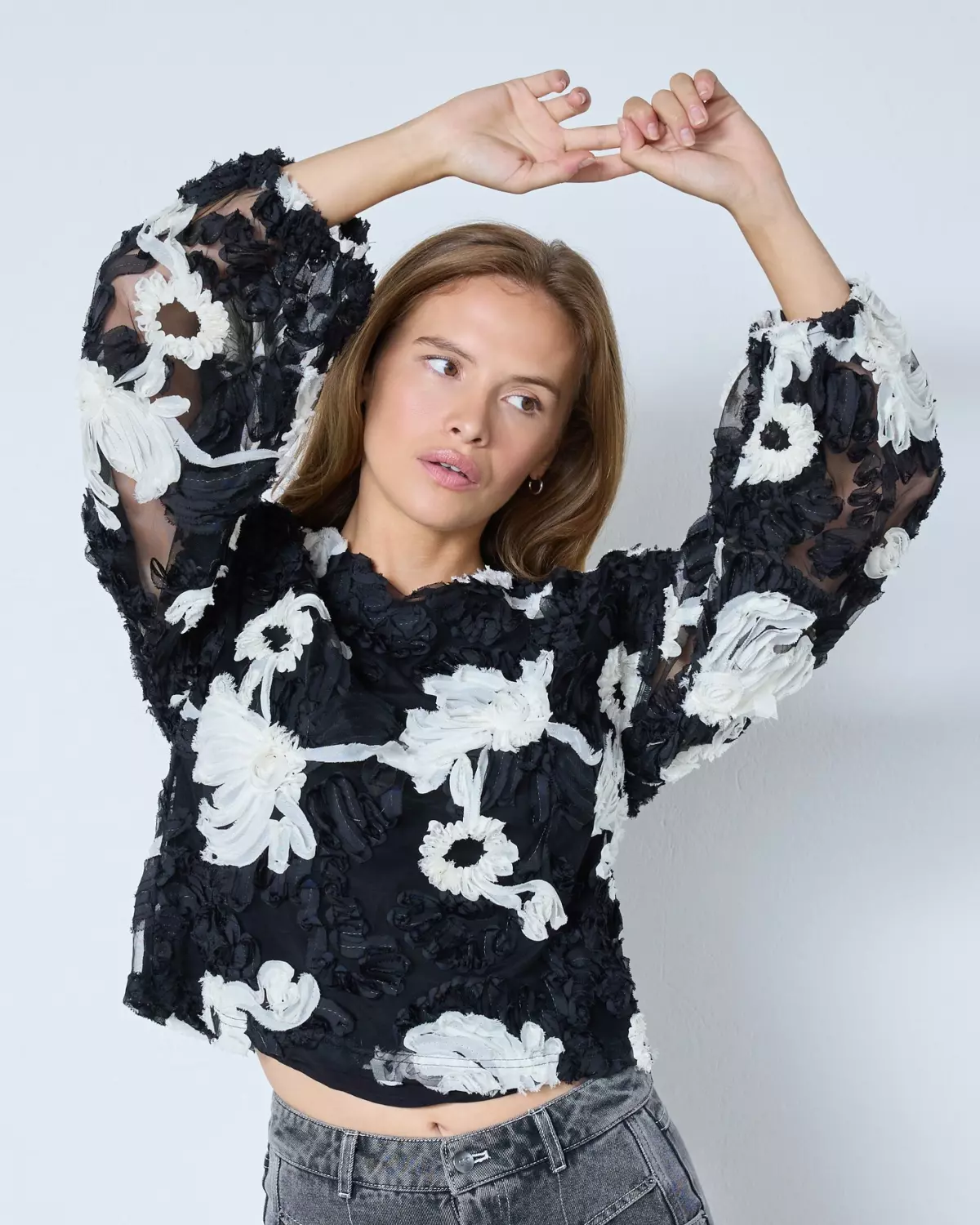 Fleur Fluffy Blouse Black - Co'Couture