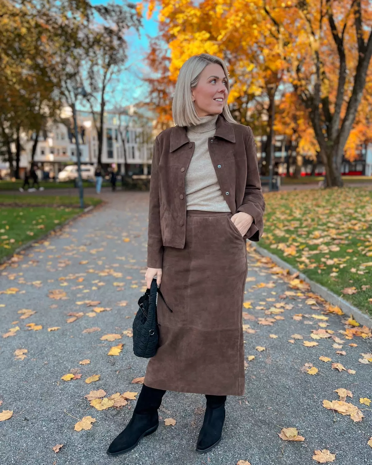 Brianna Suede Skirt Chocolate Brown - Urban Pioneers