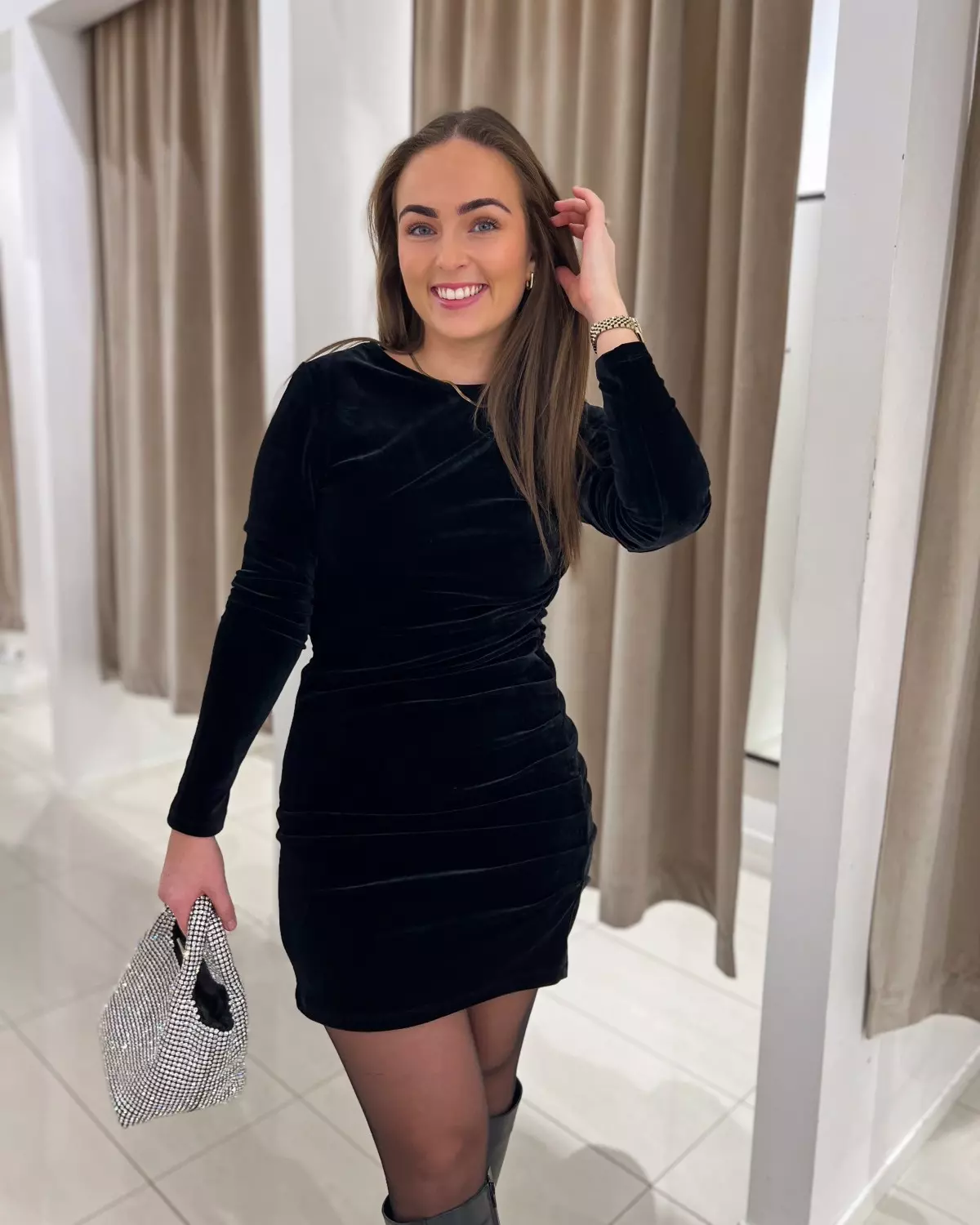 Raja Dress Black - Urban Pioneers