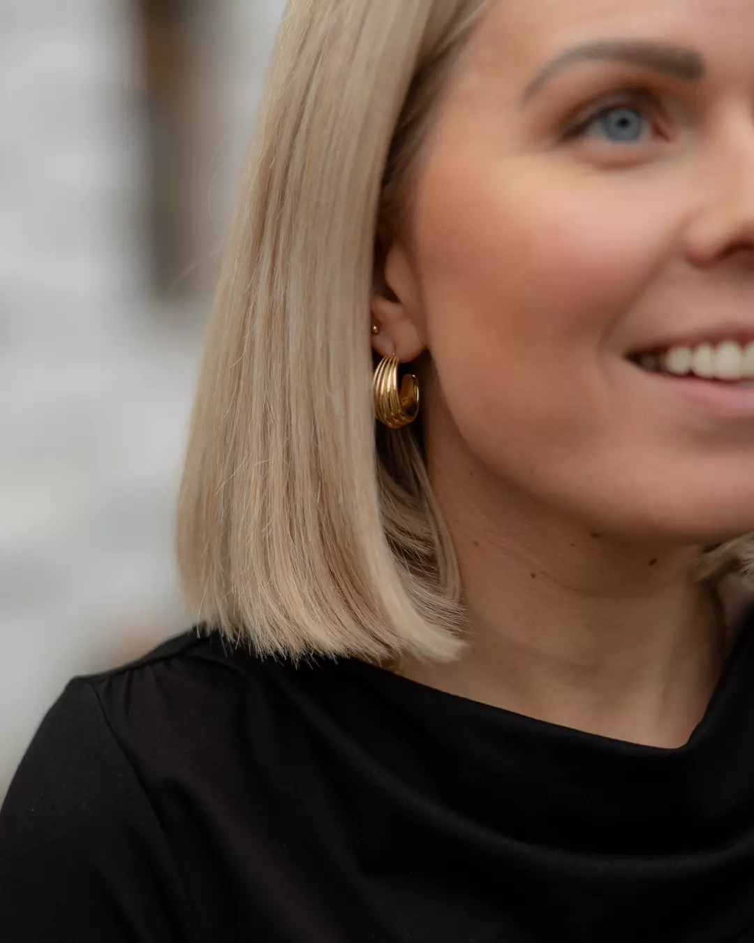 Ribbed Hoops Gold - Who Is She