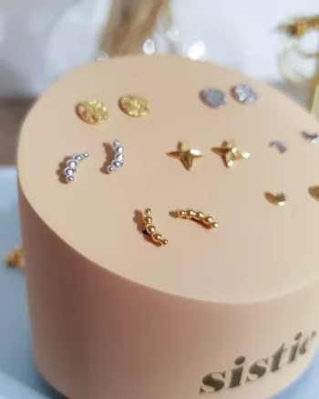 Beadie Stud - Sistie