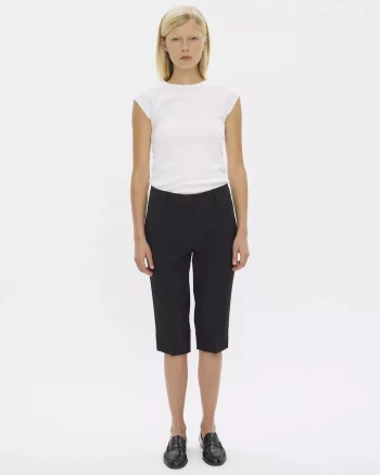 Clara Capri 285 Black - Five Units