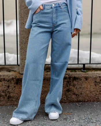 Abby Long 745 Light Rinse Rhinestone - Five Units