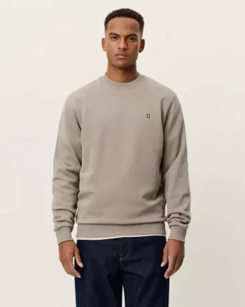 Nørregaard Sweatshirt Laurel Oak Sand - Les Deux