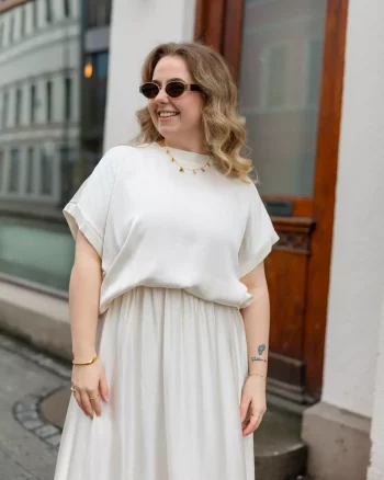Louisa T- shirt Ecru - From Paris With Love