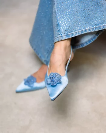 Fiona Crystal Satin Light Blue - Custommade