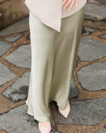 Emily Skirt Dusty Green - A-View
