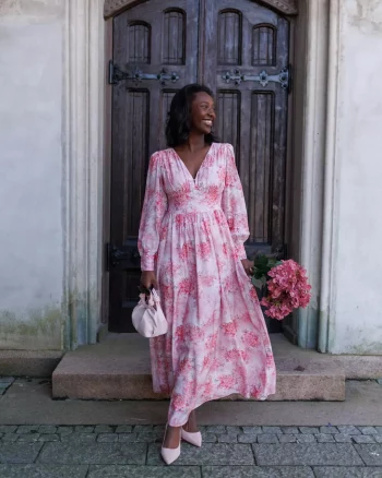 Livorno Dress Pink Flower AOP - Urban Pioneers
